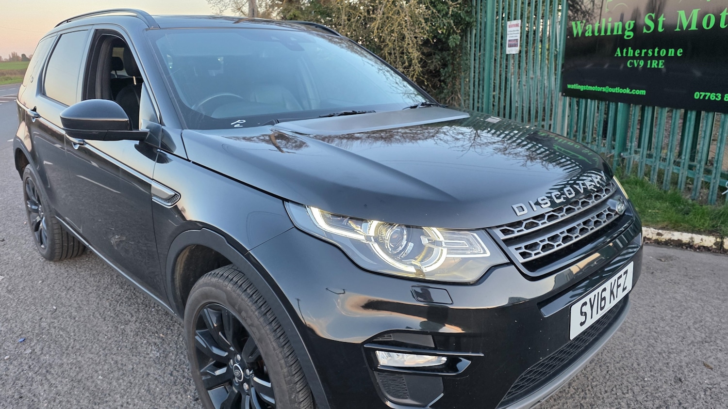 Used Land Rover Discovery Sport 2016 for sale - 77942201: Photo 3
