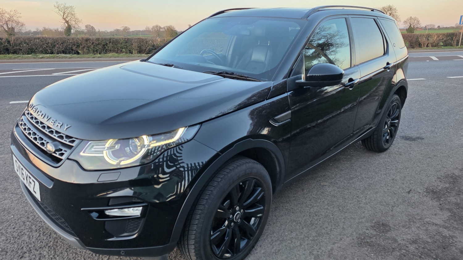 Used Land Rover Discovery Sport 2016 for sale - 77942201: Photo 5