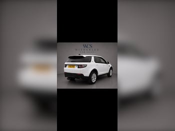 Used Land Rover Discovery Sport 2016 for sale - 79537270: Photo