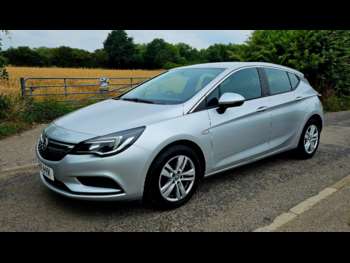2016 (16) - 1.6 CDTi 16V 136 Tech Line 5dr