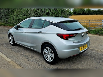 Used Vauxhall Astra 2016 for sale - 75406964: Photo
