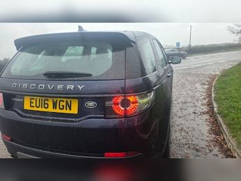 Used Land Rover Discovery Sport 2016 for sale - 76591340: Photo