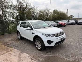 Used Land Rover Discovery Sport 2015 for sale - 78924635: Photo