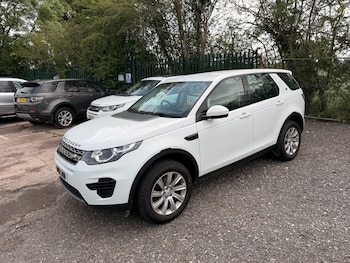 Used Land Rover Discovery Sport 2015 for sale - 78924635: Photo