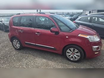 2014 (63) - 1.6 VTi 16V Exclusive 5dr EGS6