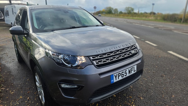 Used Land Rover Discovery Sport 2015 for sale - 76325032: Photo 11