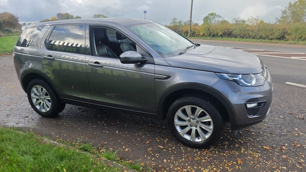 Used Land Rover Discovery Sport 2015 for sale - 76325032: Photo 13