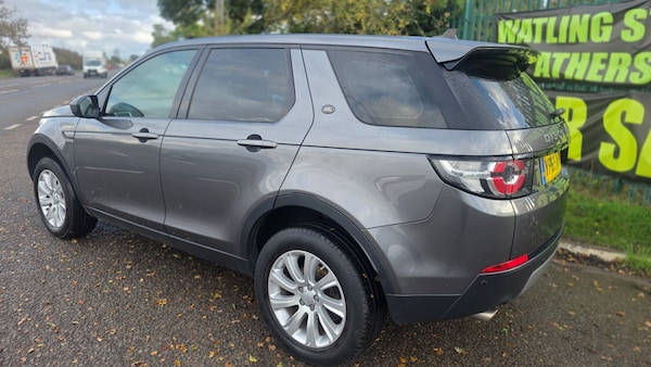 Used Land Rover Discovery Sport 2015 for sale - 76325032: Photo 19