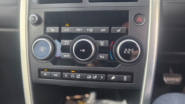 Used Land Rover Discovery Sport 2015 for sale - 76325032: Photo 23