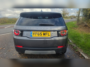 Used Land Rover Discovery Sport 2015 for sale - 76325032: Photo 3