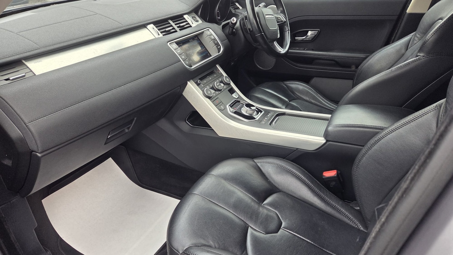 Used Land Rover Range Rover Evoque 2012 for sale - 76560132: Photo 3