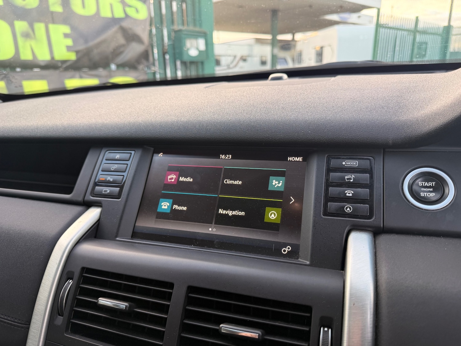 Used Land Rover Discovery Sport 2018 for sale - 77314206: Photo 14