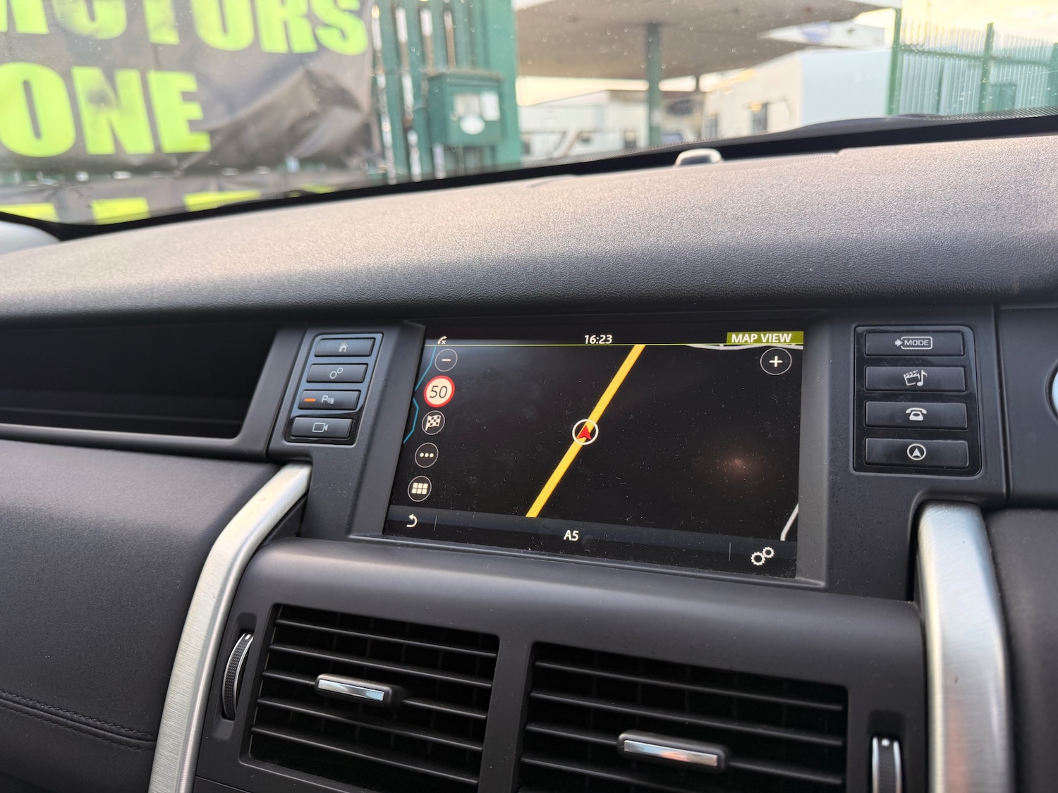 Used Land Rover Discovery Sport 2018 for sale - 77314206: Photo 15