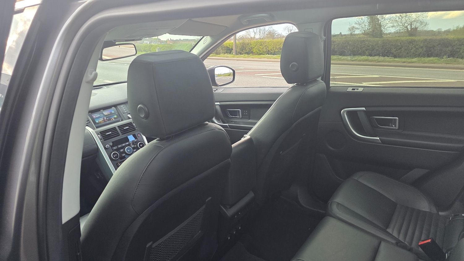 Used Land Rover Discovery Sport 2016 for sale - 78083941: Photo 8