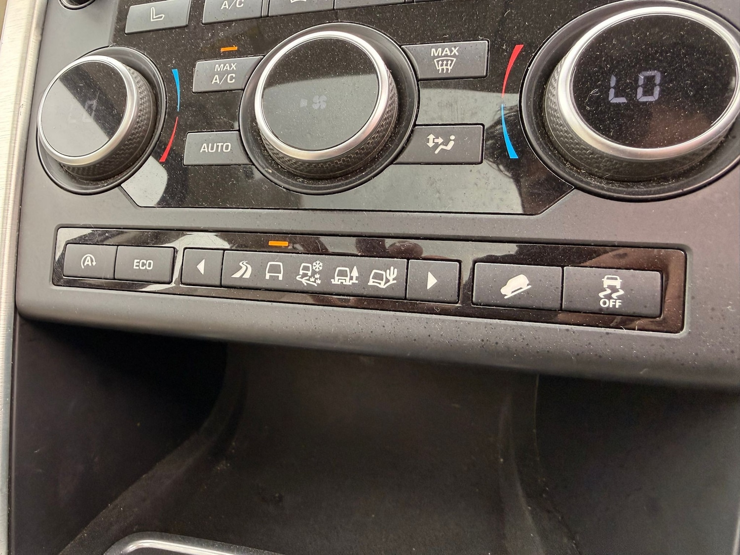 Used Land Rover Discovery Sport 2017 for sale - 77995213: Photo 25