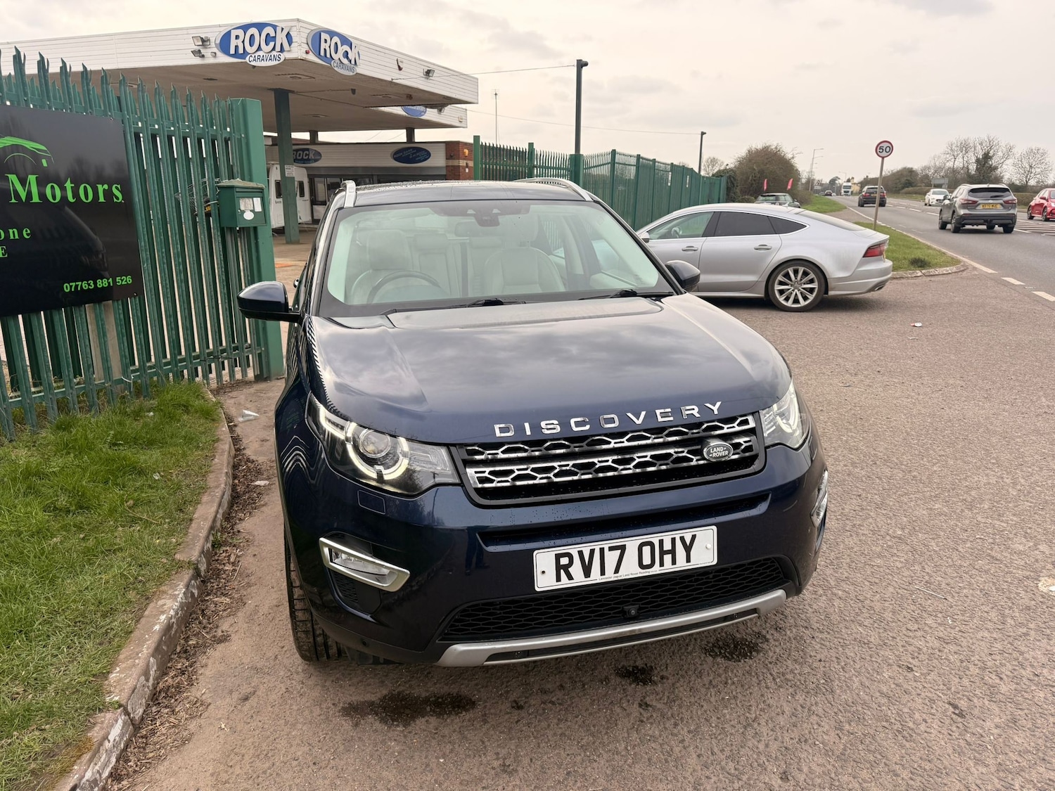 Used Land Rover Discovery Sport 2017 for sale - 77995213: Photo 5