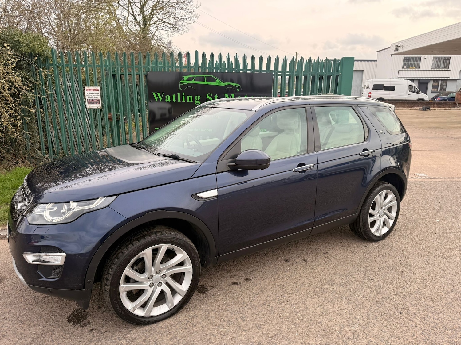 Used Land Rover Discovery Sport 2017 for sale - 77995213: Photo 7