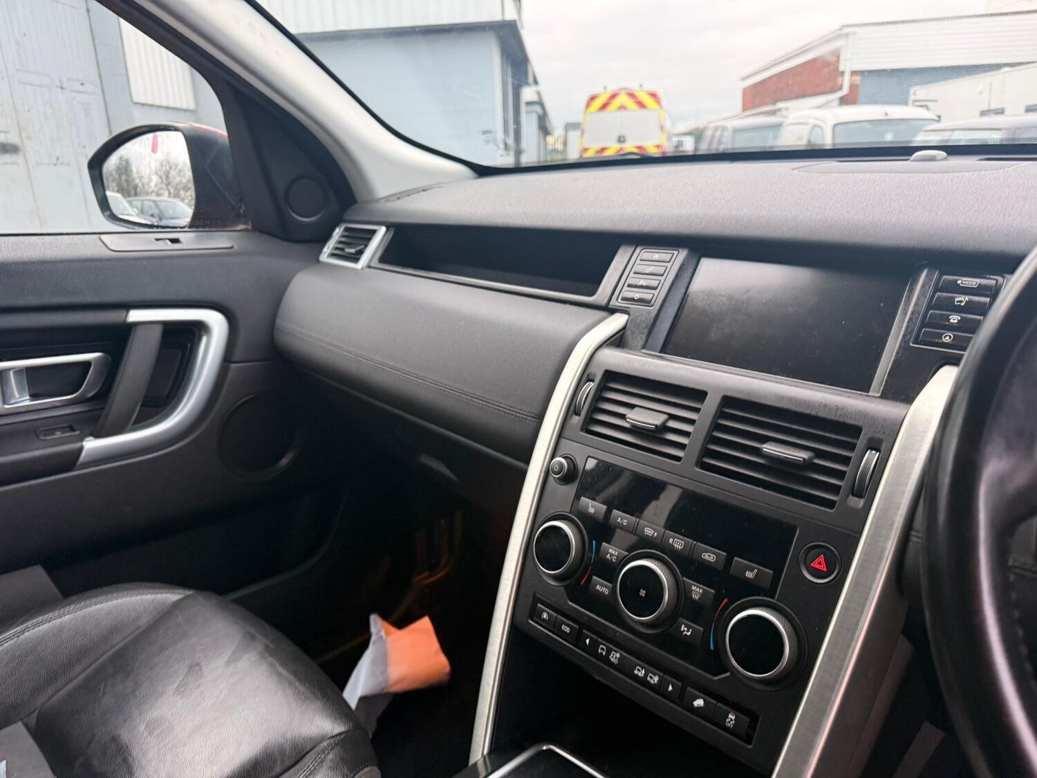 Used Land Rover Discovery Sport for sale - 78216077: Photo 15