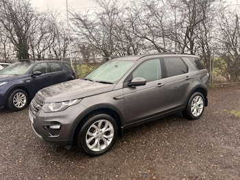 Used Land Rover Discovery Sport 2016 for sale - 78216077: Photo