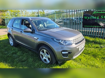 Used Land Rover Discovery Sport 2017 for sale - 78431858: Photo