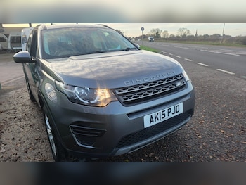 Used Land Rover Discovery Sport 2015 for sale - 77530609: Photo