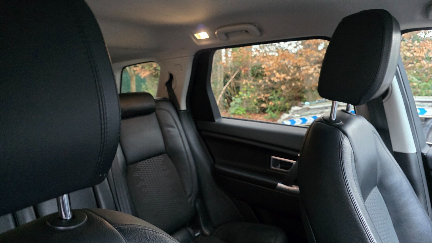 Used Land Rover Discovery Sport for sale - 77911345: Photo 33