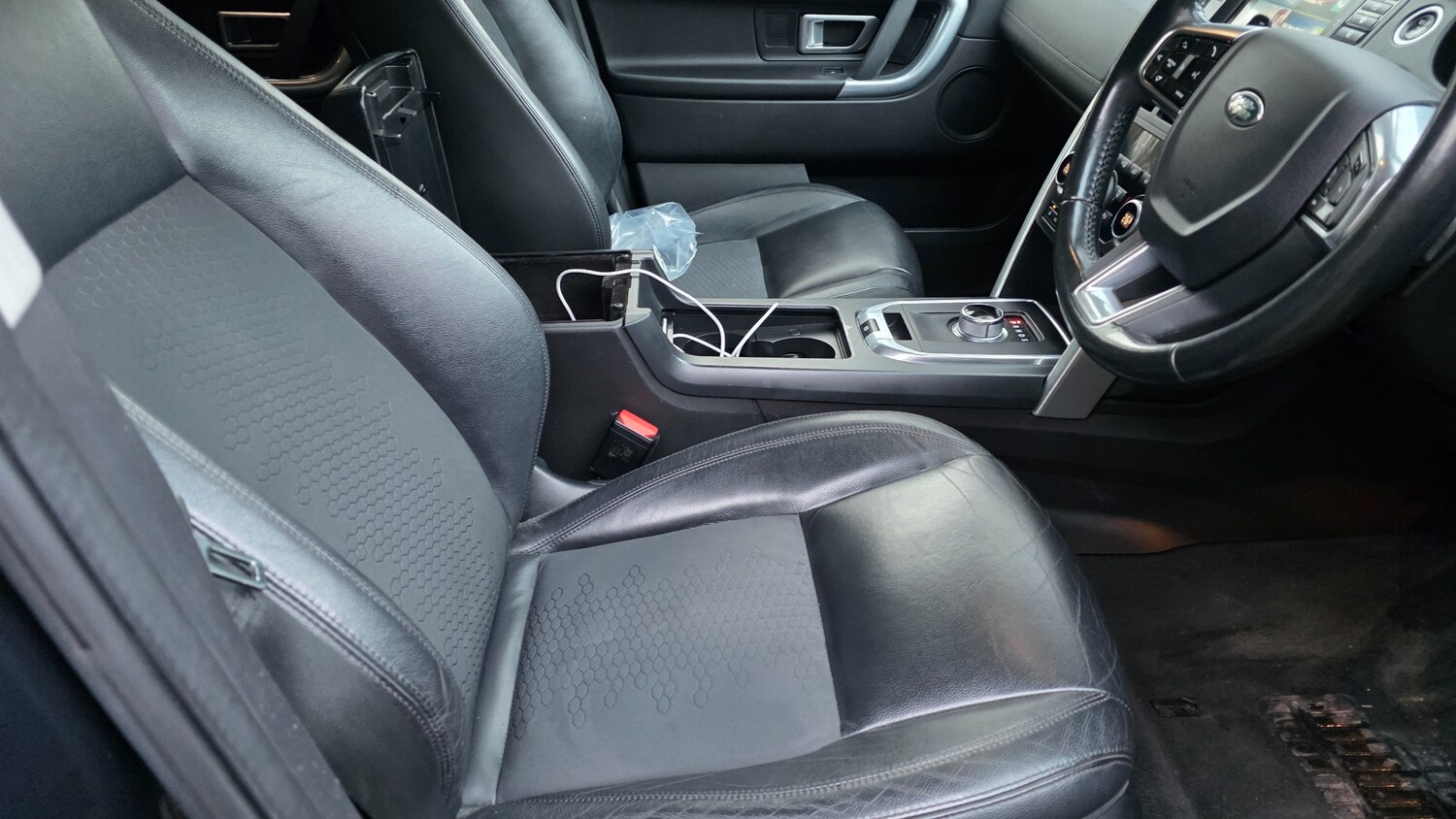 Used Land Rover Discovery Sport for sale - 77911345: Photo 34