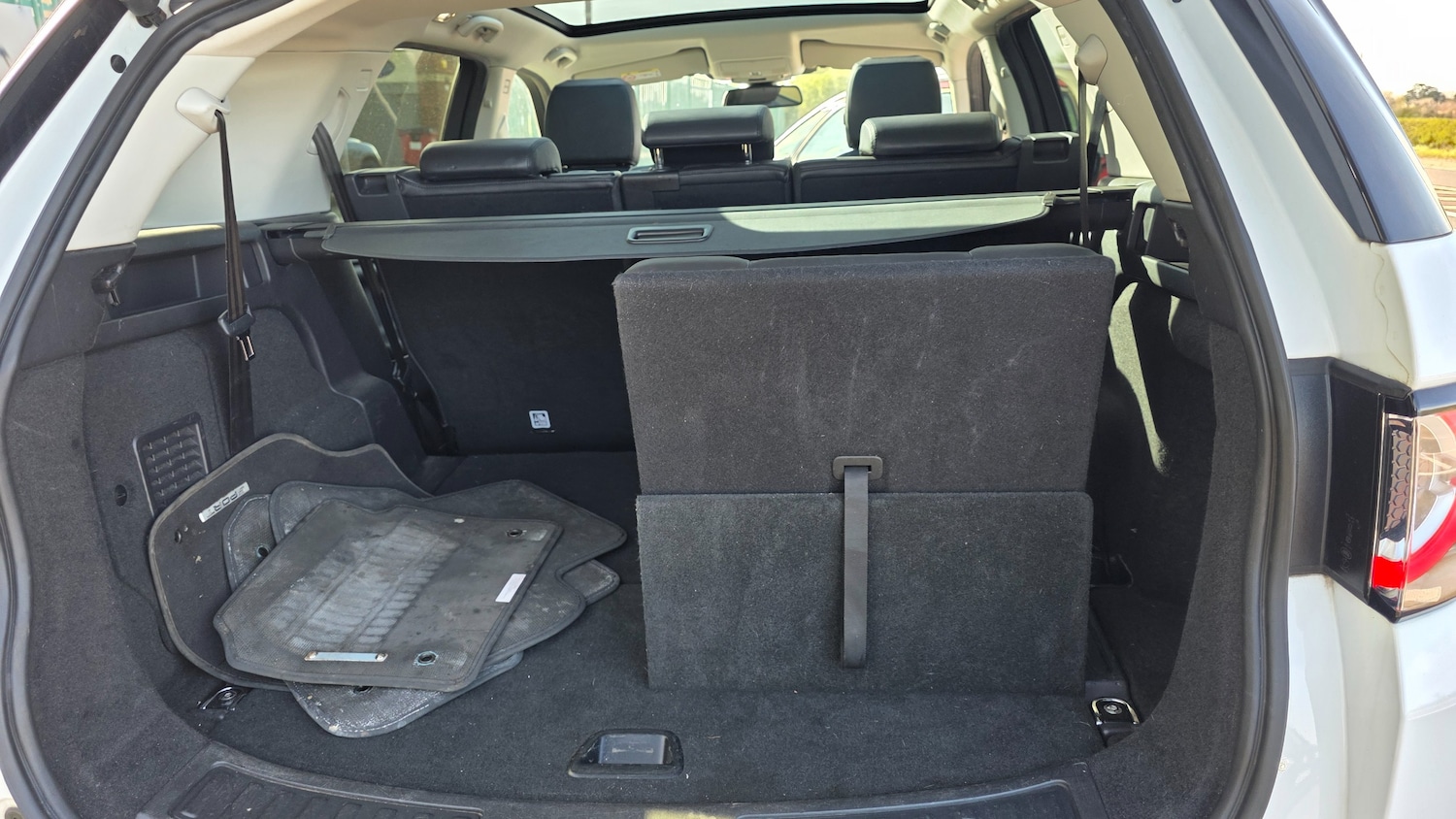 Used Land Rover Discovery Sport 2015 for sale - 78159175: Photo 12