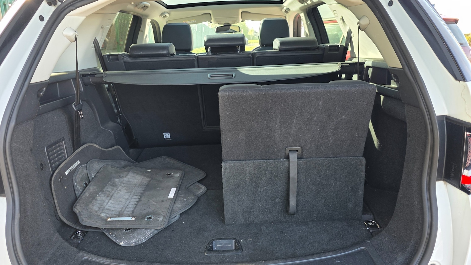 Used Land Rover Discovery Sport 2015 for sale - 78159175: Photo 13