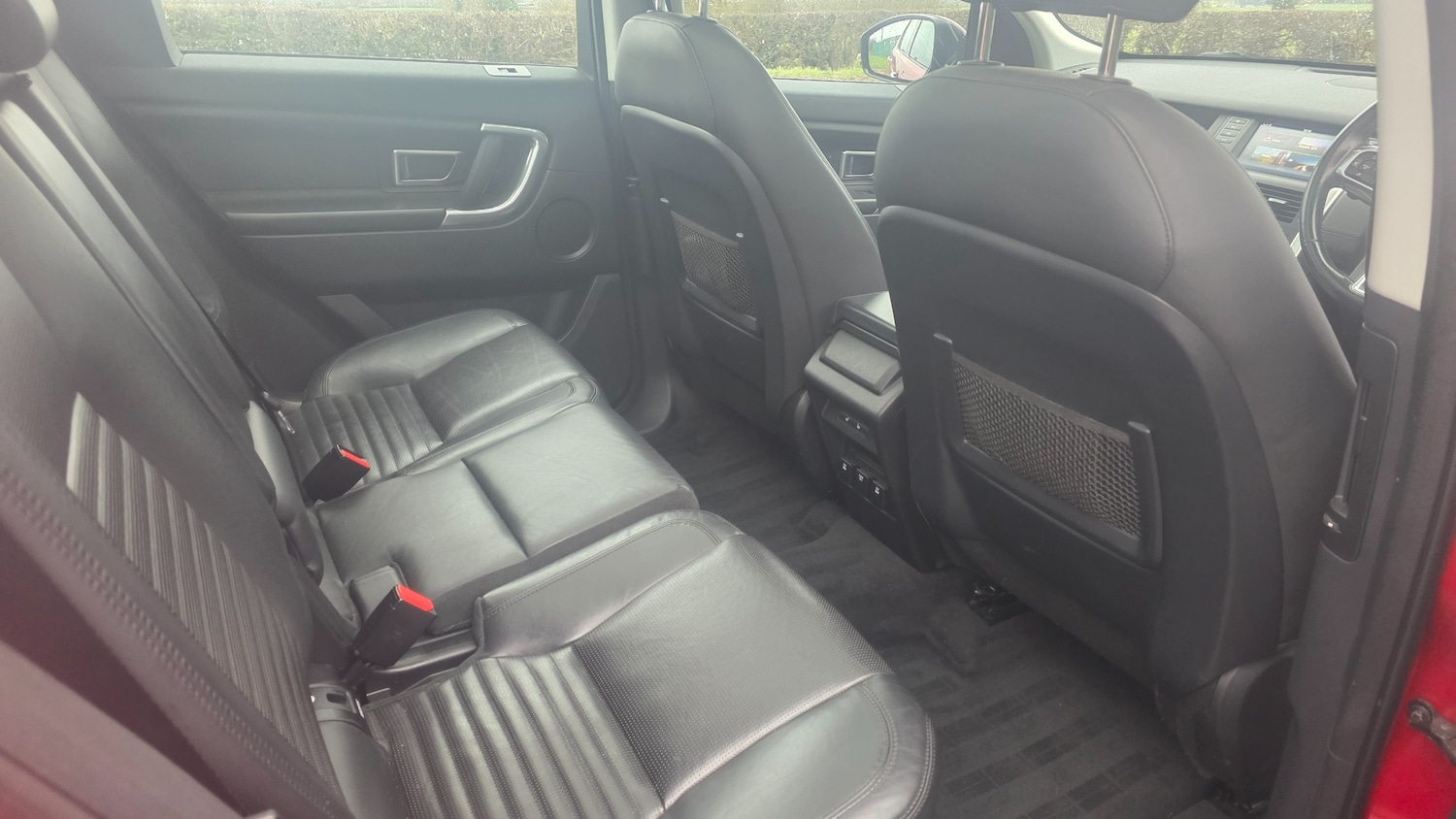 Used Land Rover Discovery Sport 2016 for sale - 77648289: Photo 12