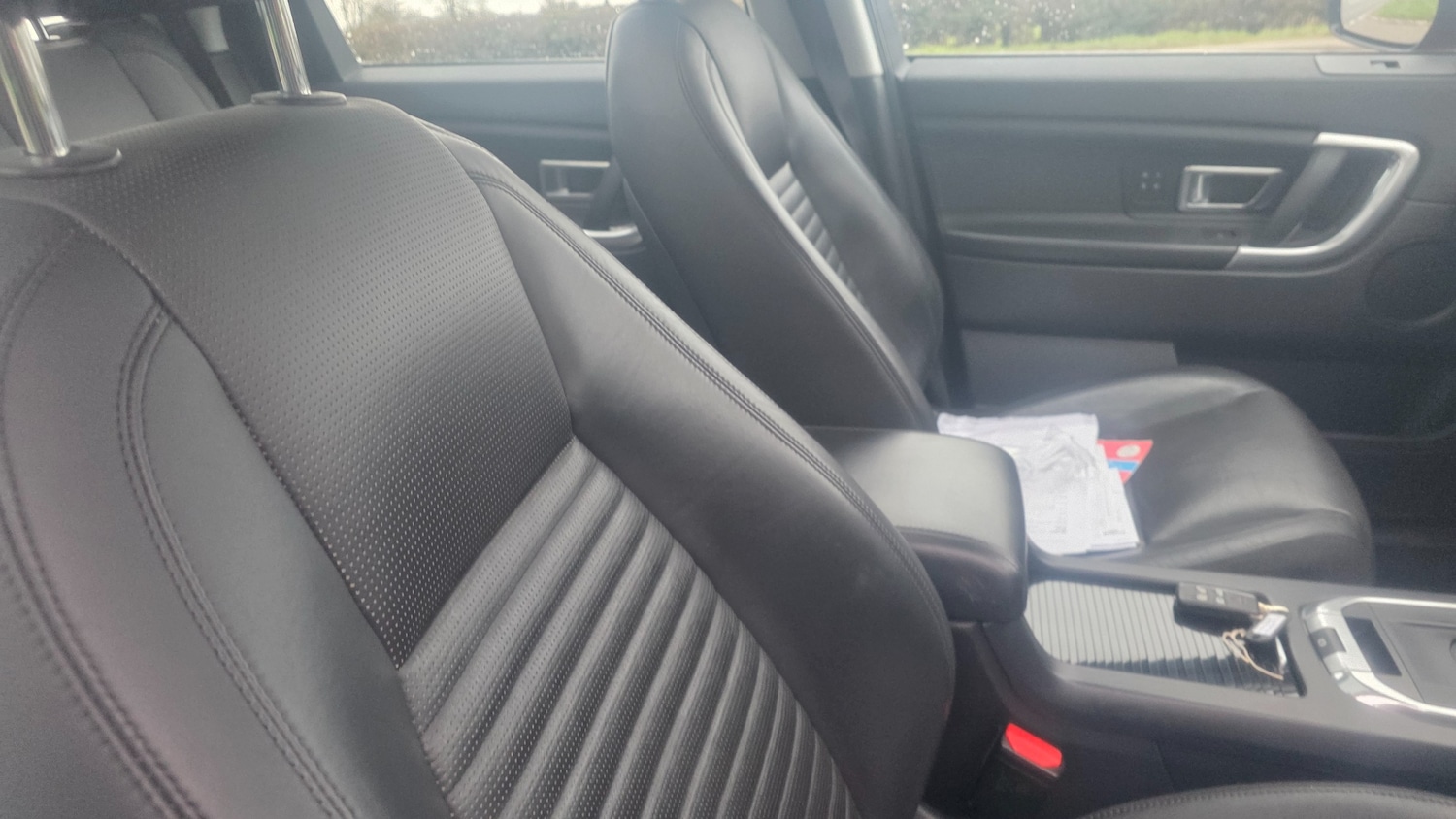 Used Land Rover Discovery Sport 2016 for sale - 77648289: Photo 15