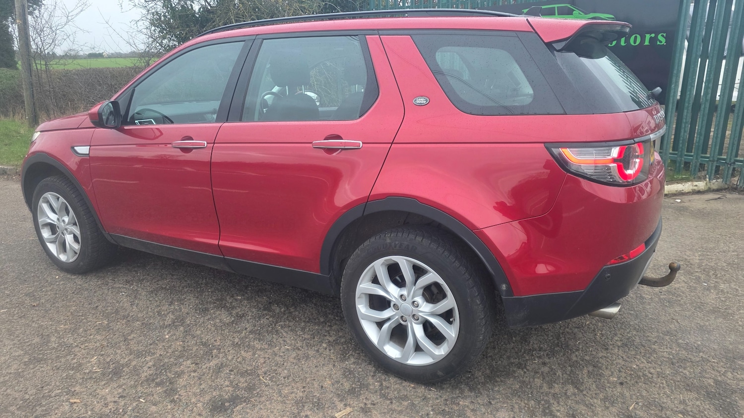 Used Land Rover Discovery Sport 2016 for sale - 77648289: Photo 7