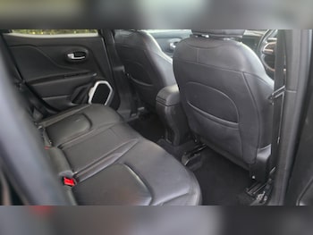 Used Jeep Renegade 2017 for sale - 76560143: Photo