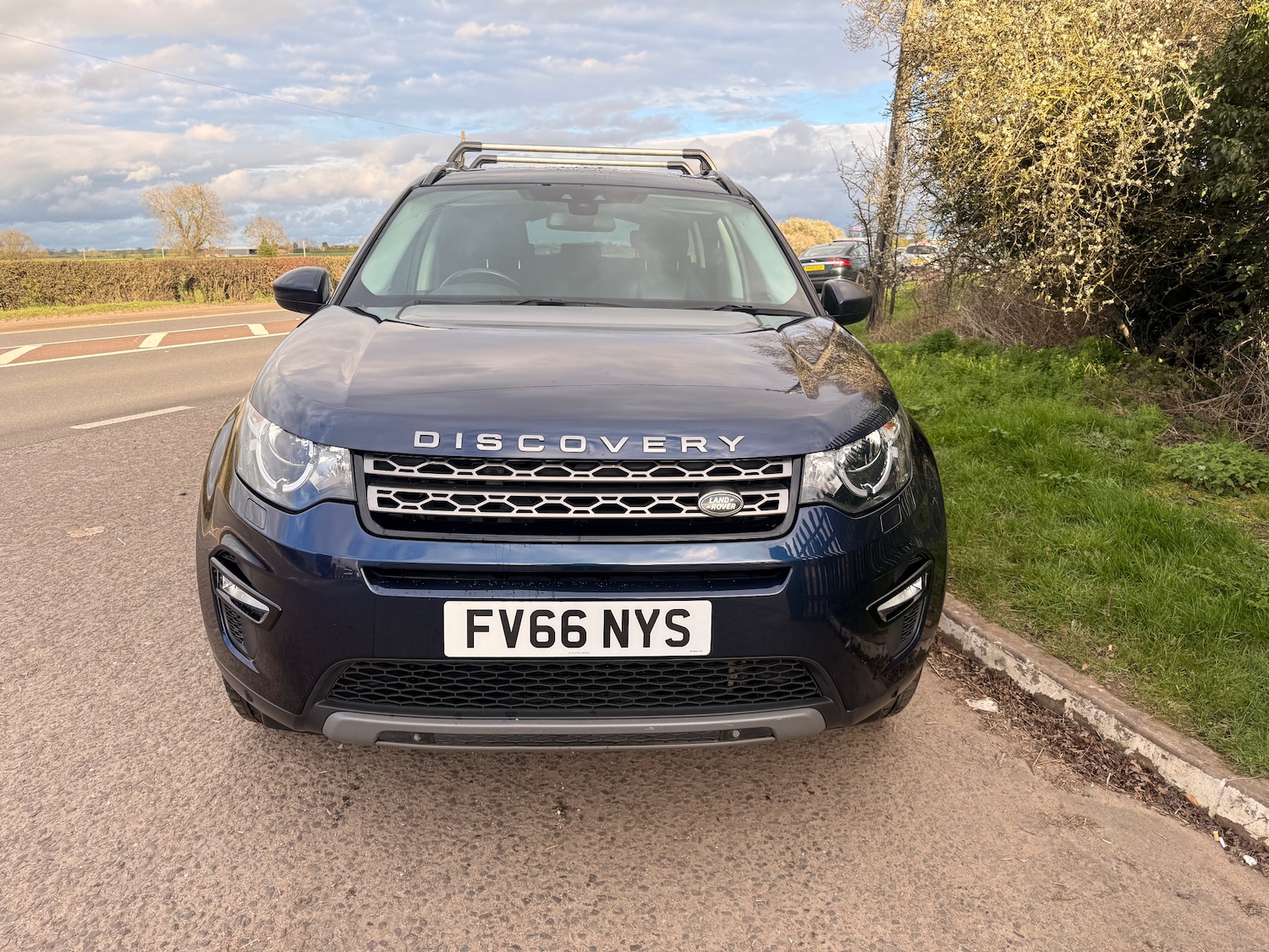 Used Land Rover Discovery Sport 2017 for sale - 78009199: Photo 3