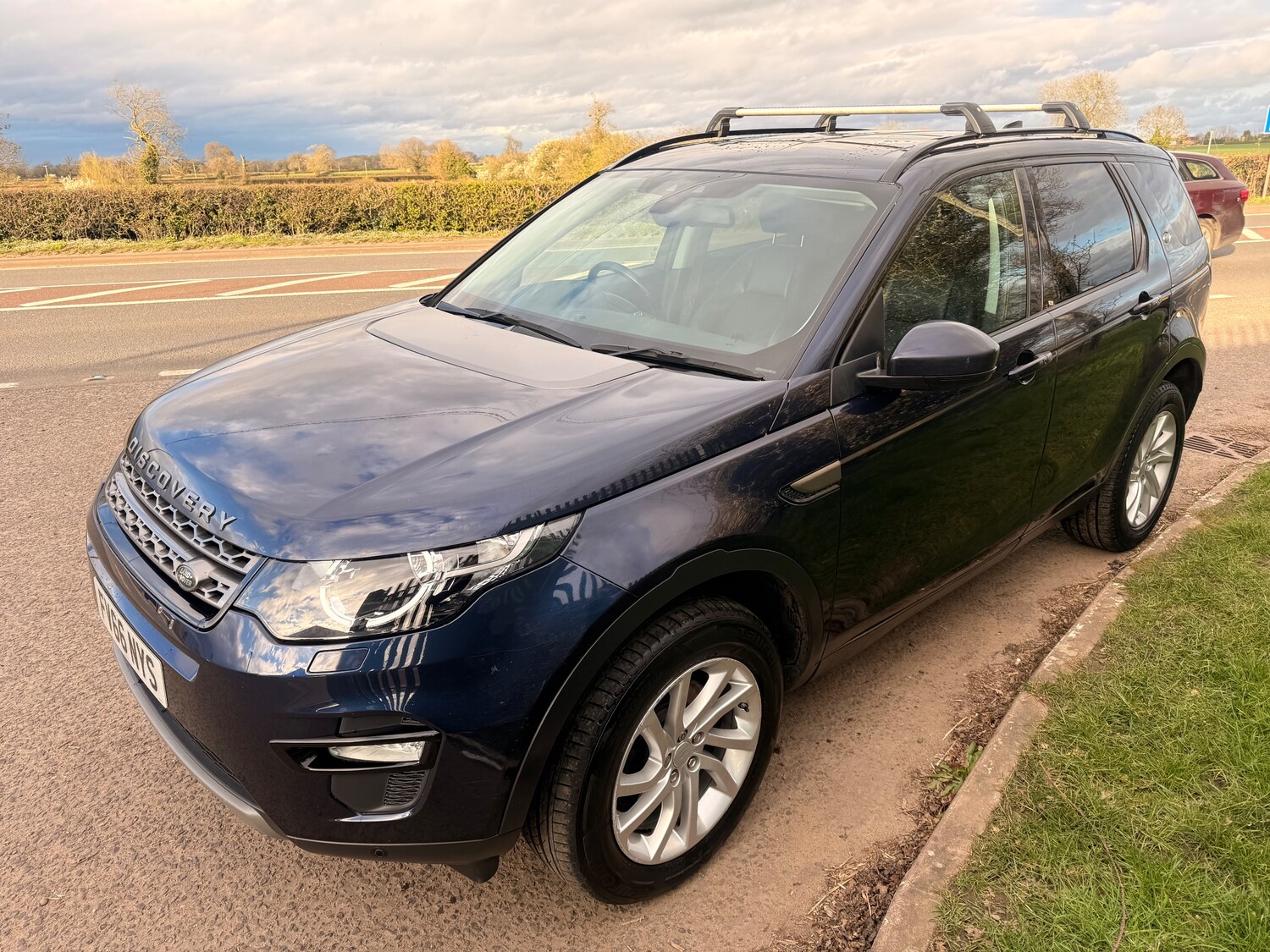 Used Land Rover Discovery Sport 2017 for sale - 78009199: Photo 5