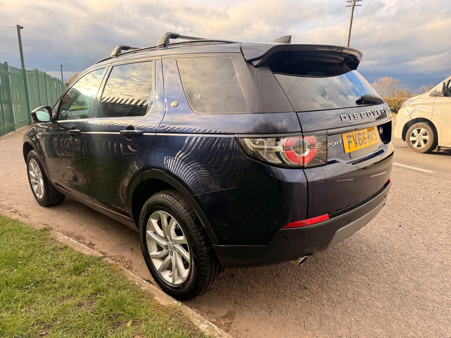 Used Land Rover Discovery Sport 2017 for sale - 78009199: Photo 7
