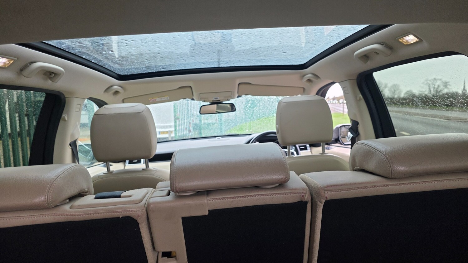 Used Land Rover Discovery Sport 2015 for sale - 77855852: Photo 15