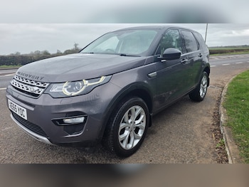 Land Rover Discovery Sport feature image
