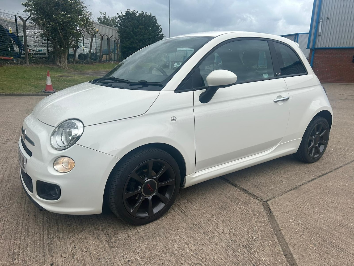 Used Fiat 500 2014 for sale - 77530620: Photo 3