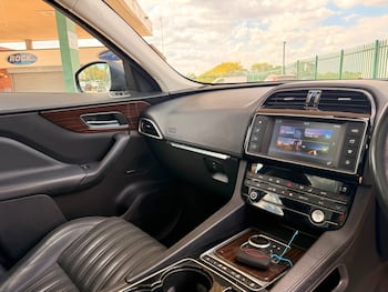 Used Jaguar F-Pace 2017 for sale - 79636813: Photo