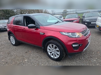 2016 (16) - 2.0 TD4 180 SE Tech 5dr Auto