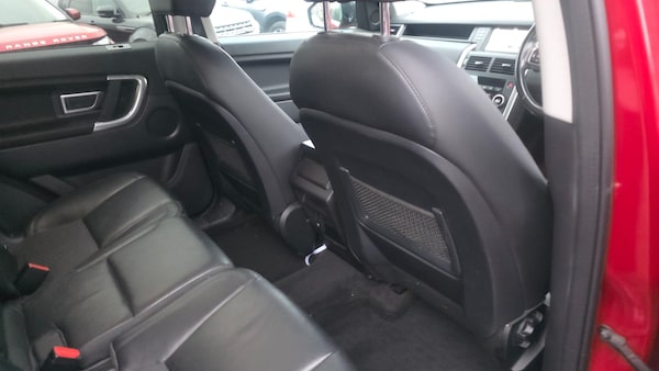 Used Land Rover Discovery Sport 2016 for sale - 76305698: Photo 2