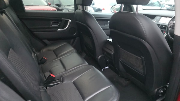 Used Land Rover Discovery Sport 2016 for sale - 76305698: Photo 4