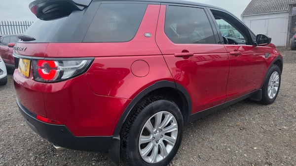 Used Land Rover Discovery Sport 2016 for sale - 76305698: Photo 5
