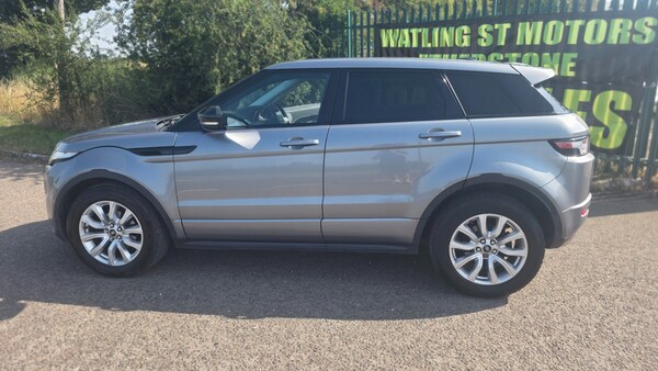Used Land Rover Range Rover Evoque 2012 for sale - 75561255: Photo 2