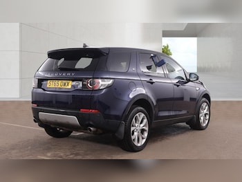Used Land Rover Discovery Sport 2015 for sale - 78897469: Photo