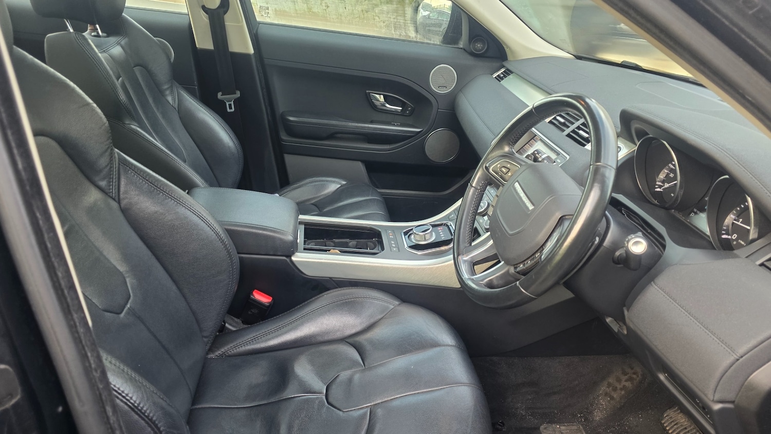 Used Land Rover Range Rover Evoque 2012 for sale - 76237104: Photo 28