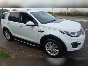 Land Rover - Discovery Sport