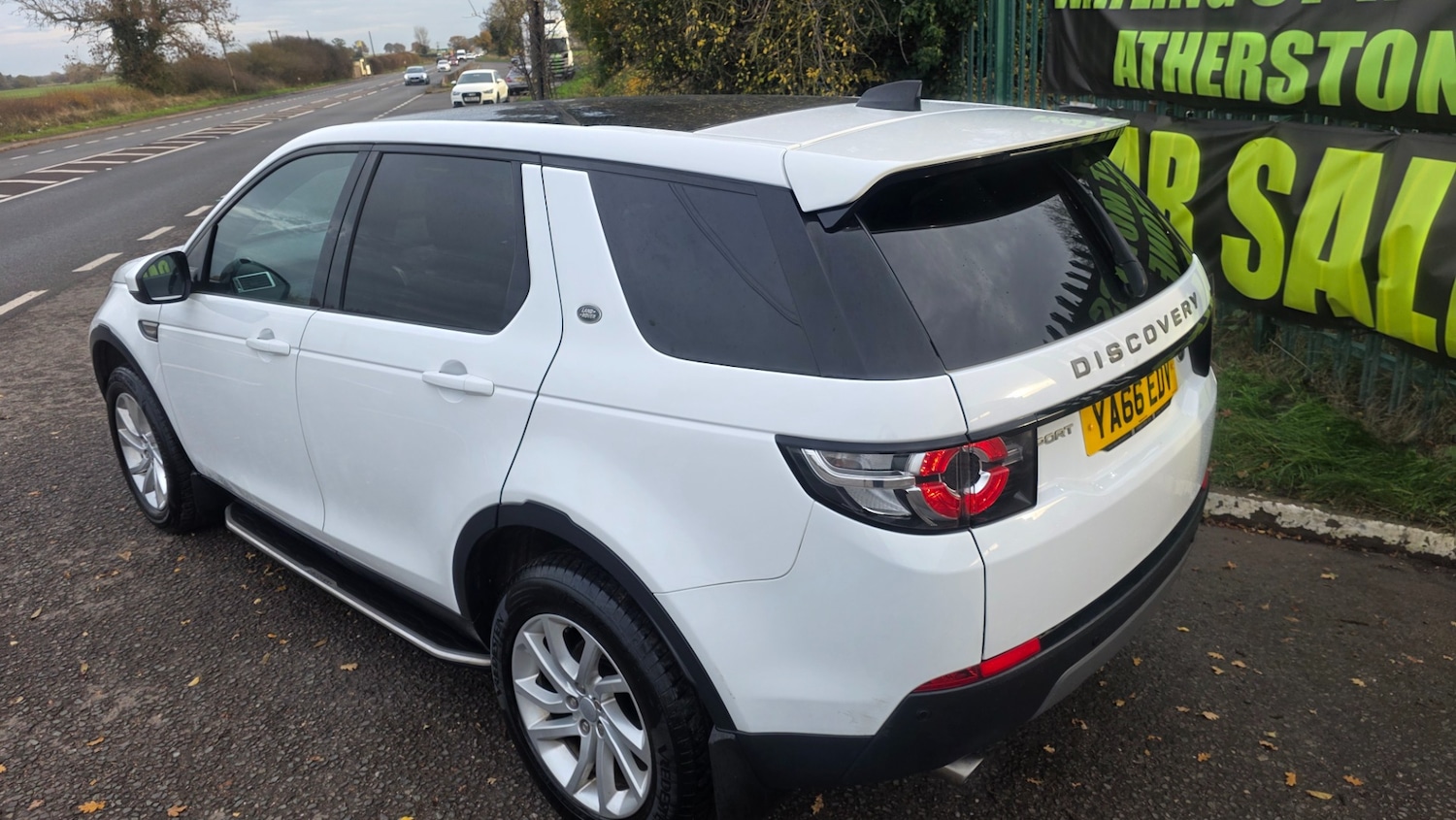 Used Land Rover Discovery Sport 2016 for sale - 76483243: Photo 3