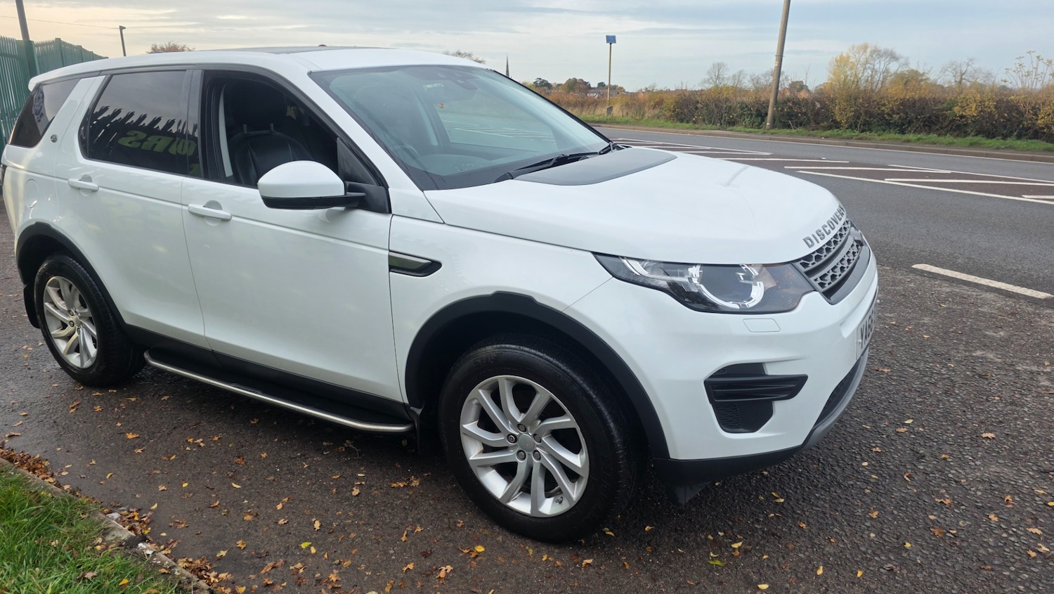 Used Land Rover Discovery Sport 2016 for sale - 76483243: Photo 5